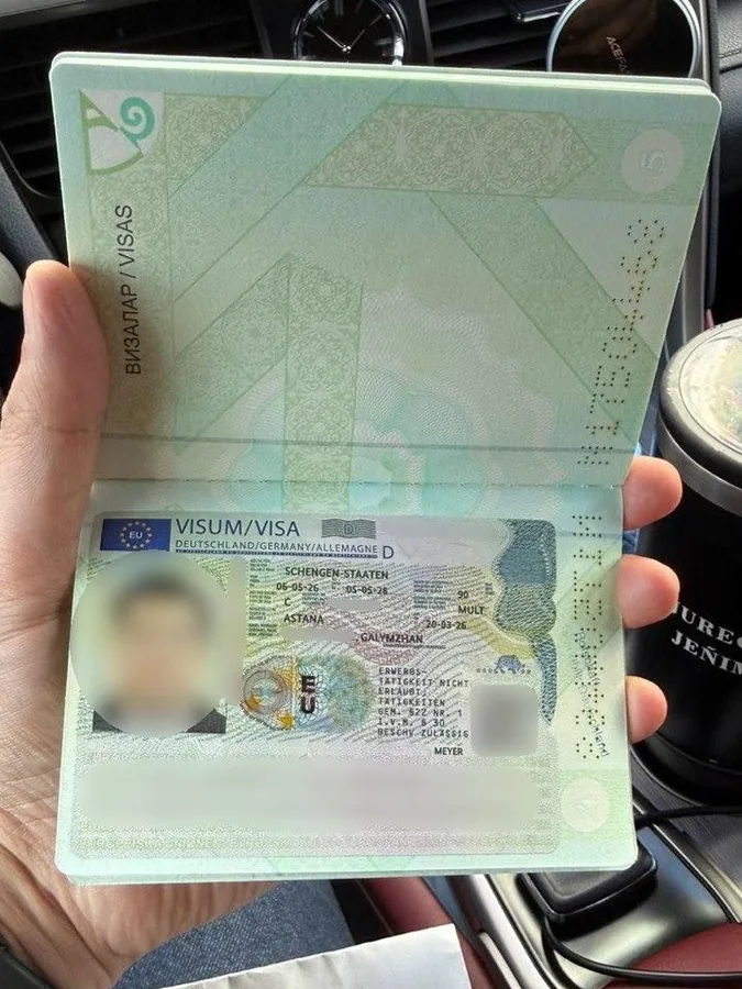 Шенгенская виза Германии, мультивиза, в паспорте клиента