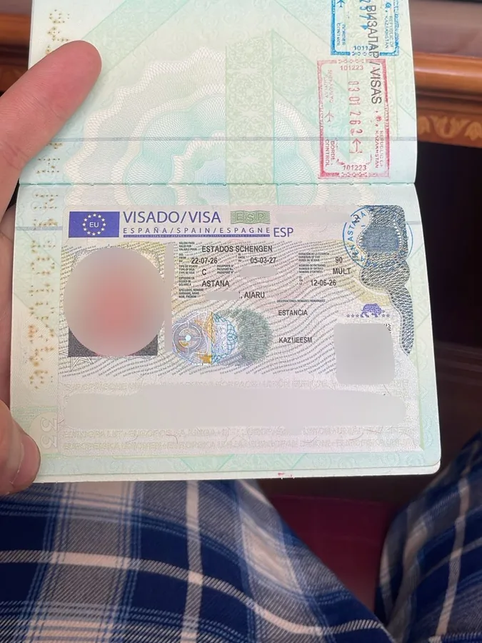 Шенгенская виза Испании, мультивиза, в паспорте клиента